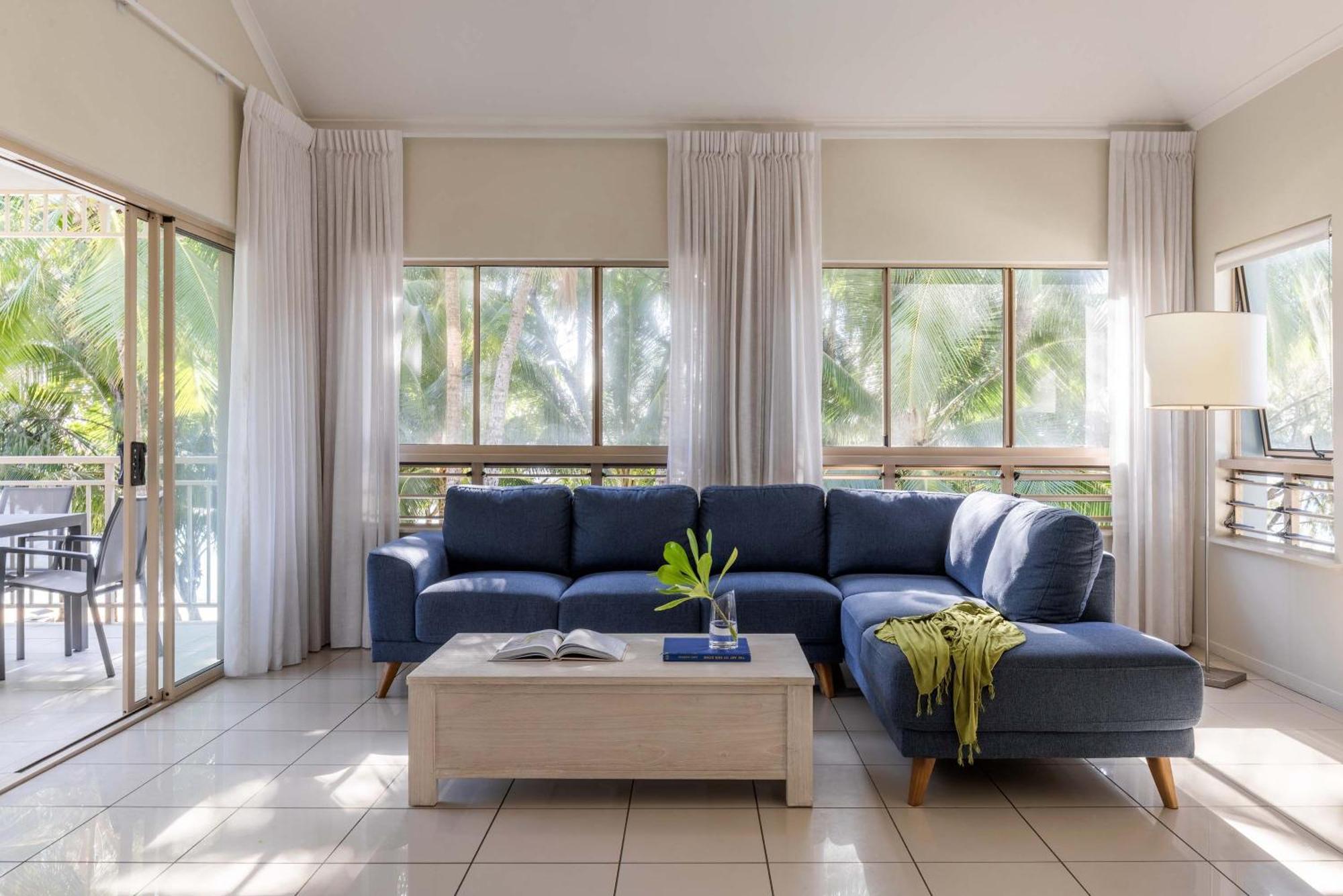 Mantra Amphora Hotel Palm Cove Exterior photo